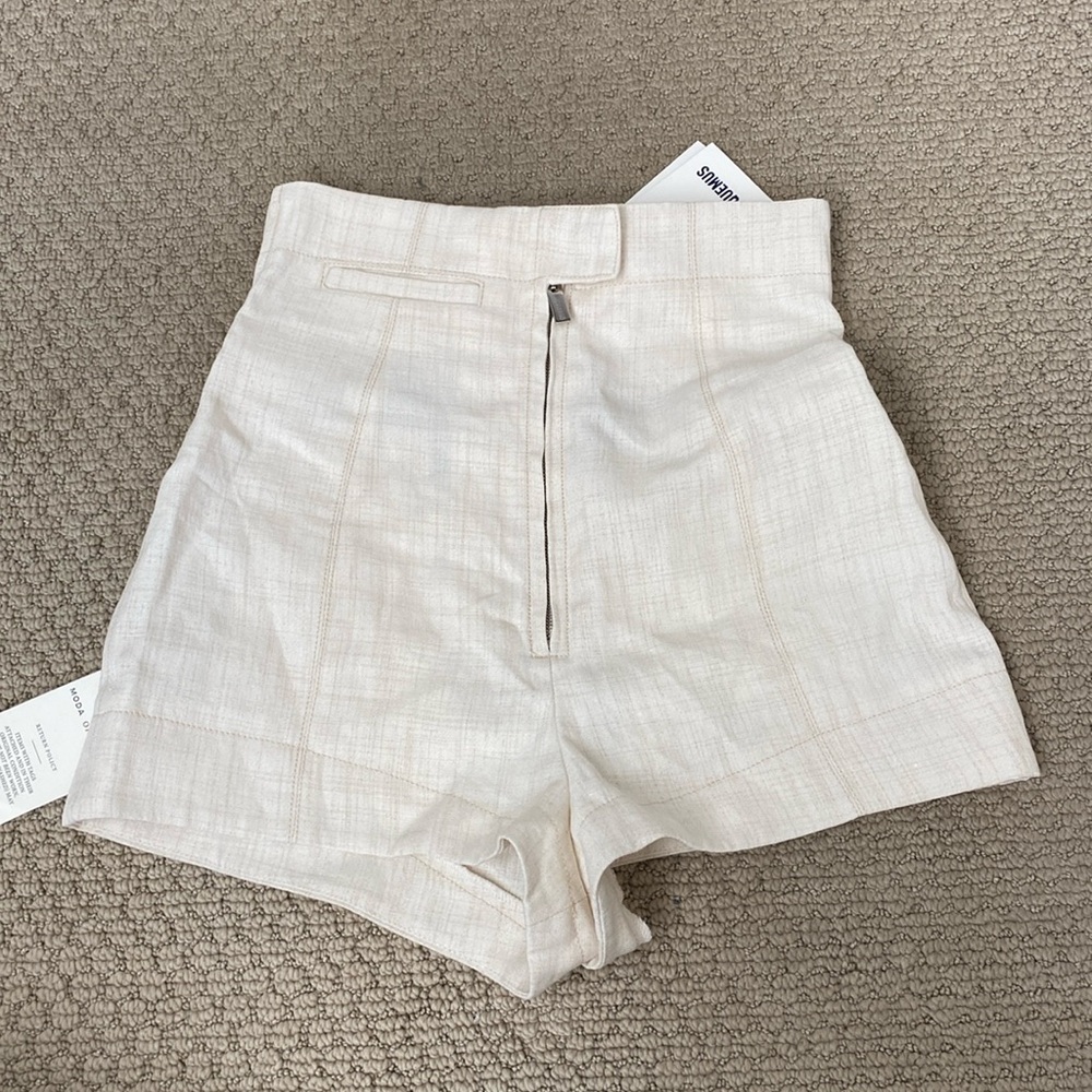 JACQUEMUS ‘LE SHORT AREIA’